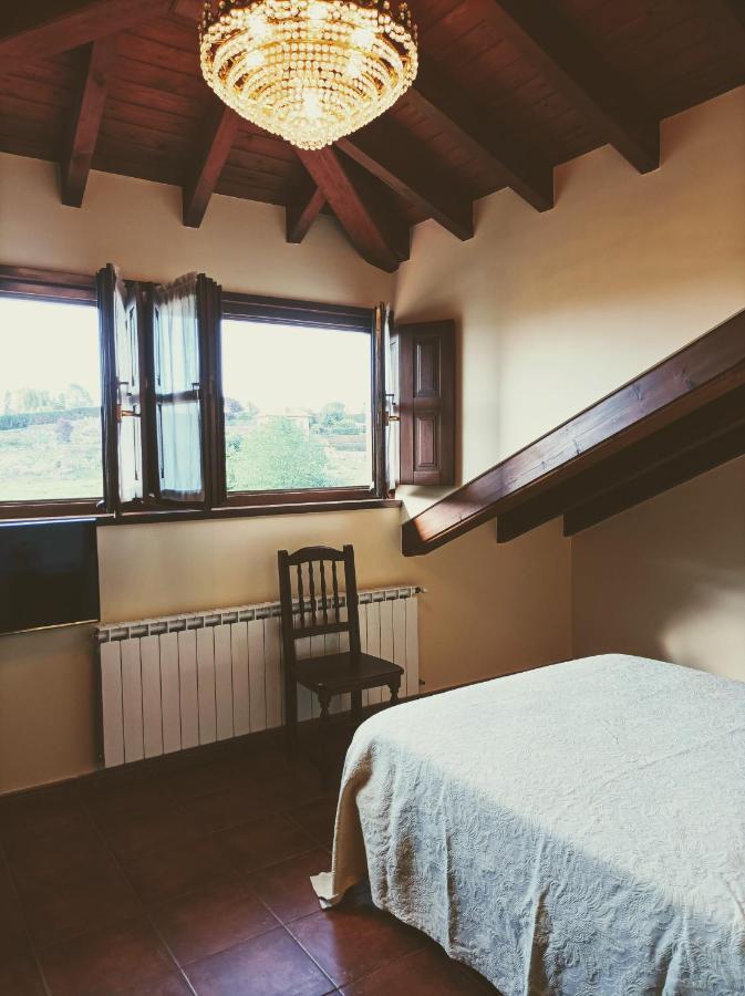 Affittacamere Casa Pelayin Cue Esterno foto