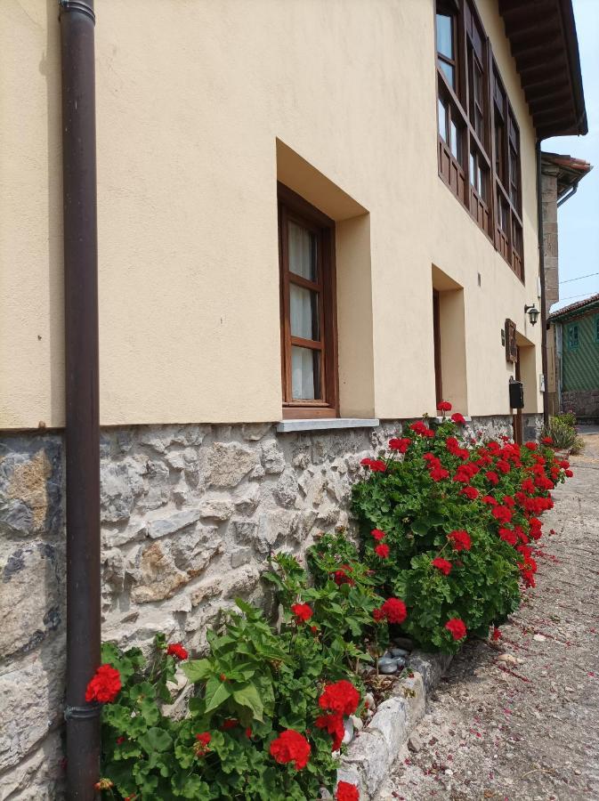Affittacamere Casa Pelayin Cue Esterno foto
